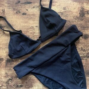 Andie Gold Coast Top & Bottom Medium